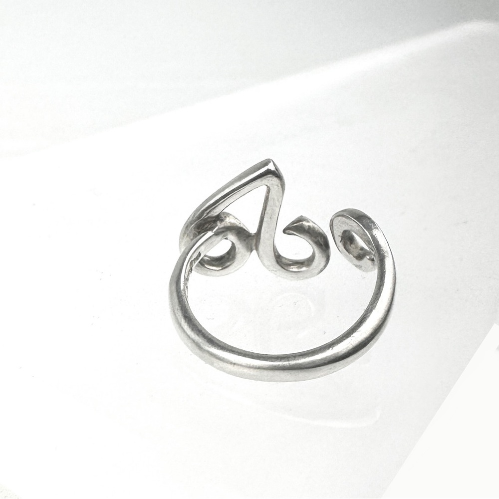 💎 TIFFANY&Co. Silver Ladies Ring - Picture 4 of 12